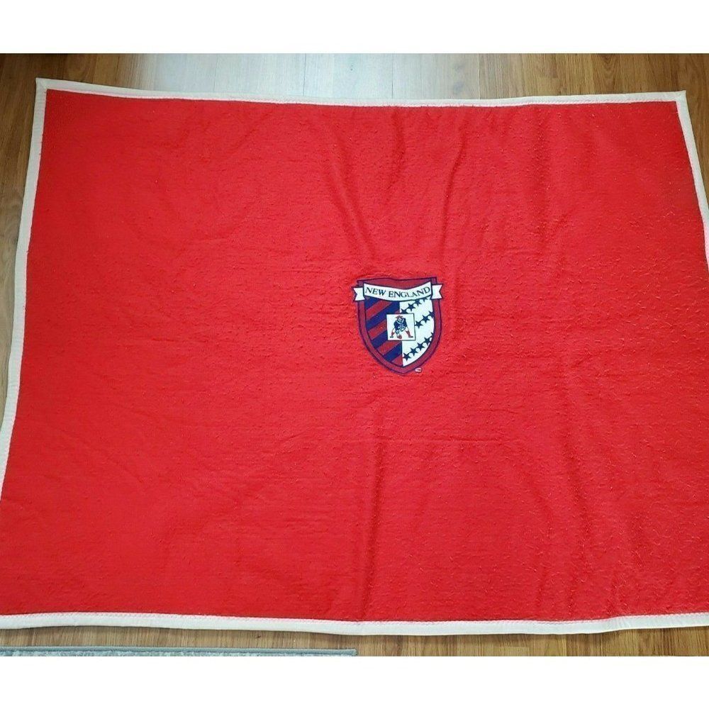 Vintage NFL New England Patriots Red Acrylic Throw Blanket Sherpa Made USA